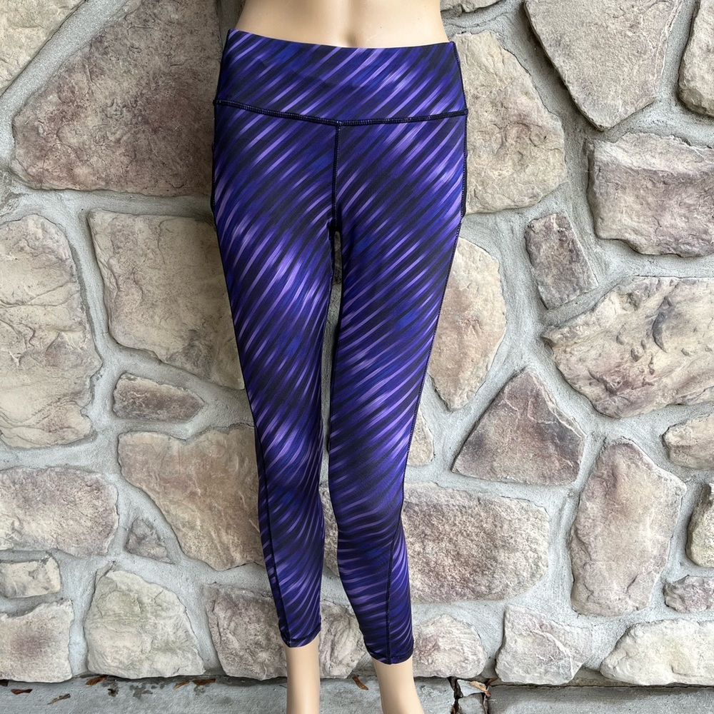 EVERLAST | Black and Purple Diagonal Stripe Workout Leggings
